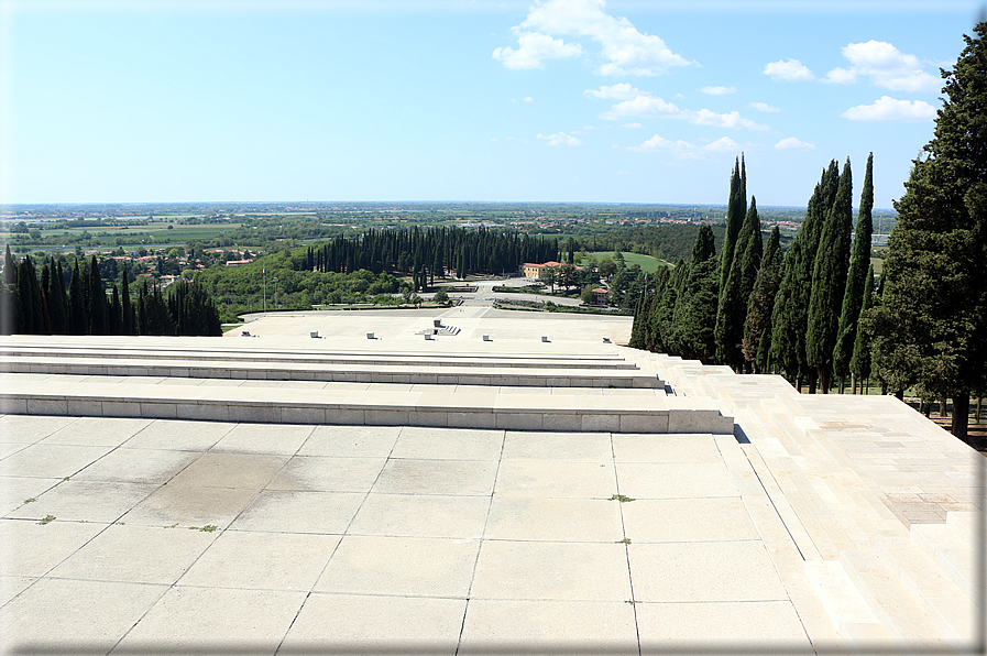 foto Sacrario Militare di Redipuglia